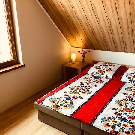 Eden 1 Kaszuby Balia Sauna Alpaki Mini Zoo ロッジ