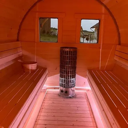 Eden 1 Kaszuby Balia Sauna Alpaki Mini Zoo シンバルク