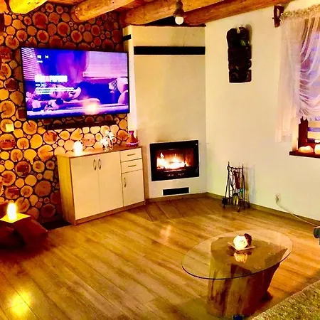 Domki Eden Z Balia I Sauna Szymbark (Pomerania)