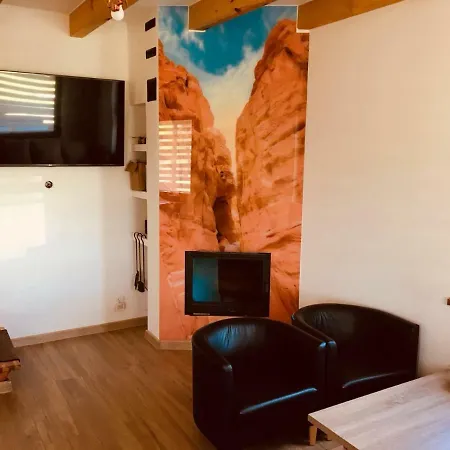 Domki Eden Z Balia I Sauna Lodge Szymbark (Pomerania)