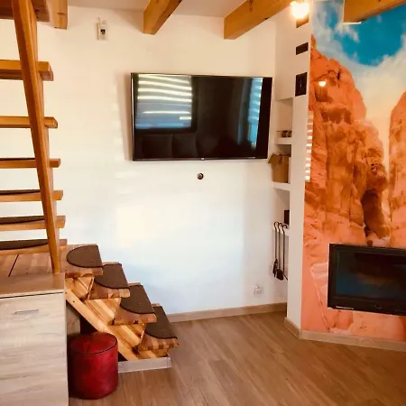 ロッジ Eden 1 Kaszuby Balia Sauna Alpaki Mini Zoo シンバルク