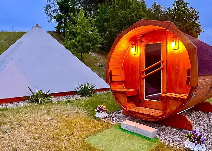 Lodge Eden Z Balia I Sauna Szymbark (Pomerania)